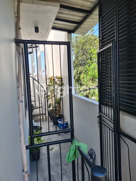 image RUMAH MINIMALIS 2 LANTAI ROYAL RESIDENCE DEKAT RAYA WIYUNG (4)