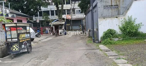 image RUMAH LUAS TENGAH KOTA HITUNG TANAH SAYAP SUDIRMAN DEKAT POM BENSIN SUDIRMAN  (7)