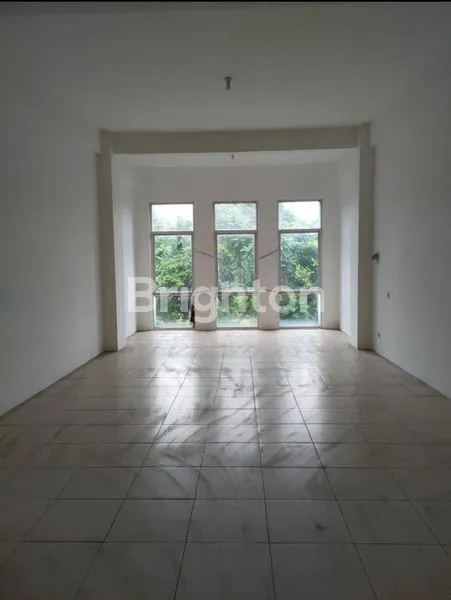 image RUKO RAYA MERR CENTRAL BUSINESS 3 LANTAI SIAP PAKAI LOKASI STRATEGIS (3)