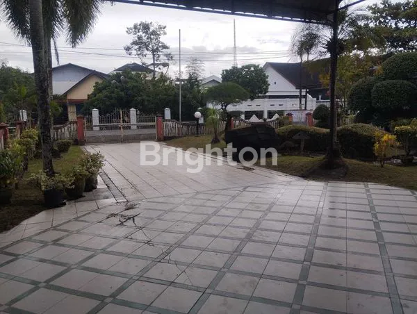 image HUNIAN ASRI LUAS DENGAN TAMAN YANG INDAH PEMUKIMAN PREMIUM PONTIANAK KOTA (4)