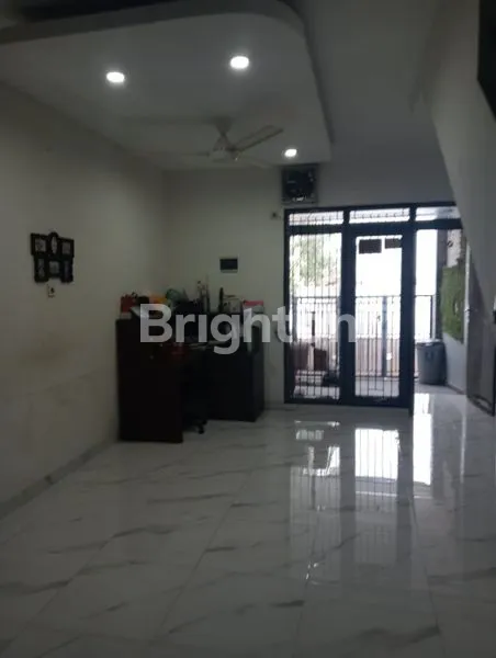 image RUMAH MINIMALIS PARK RESIDENCE (1)