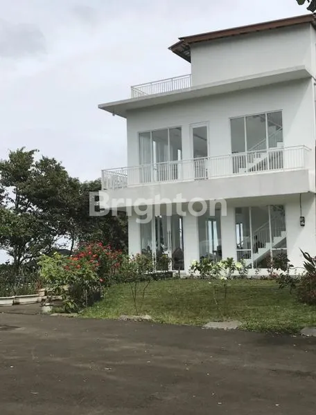 image VILLA DENGAN TANAH LUAS 1 BANGUNAN UTAMA DAN 10 BANGUNAN KECIL DI BOGOR (2)