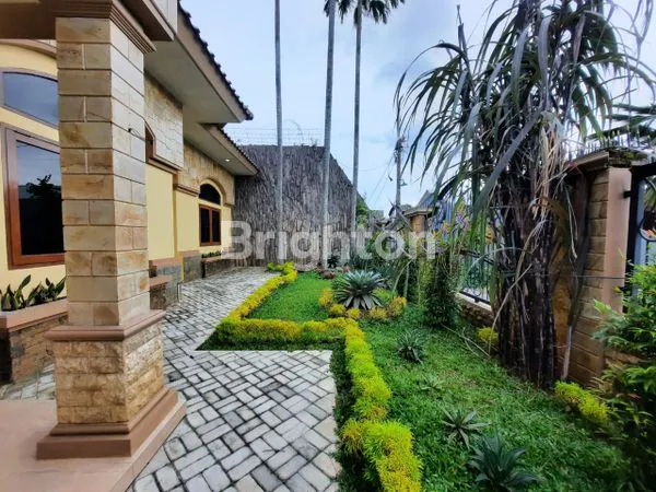 image DIJUAL RUMAH MEWAH SEMI FURNISH (2)