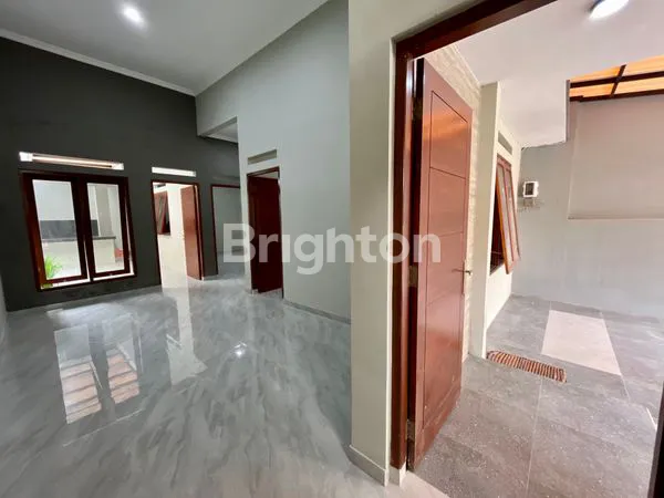 image RUMAH BAGUS DEKAT RI 1 COLOMADU SOLO (3)