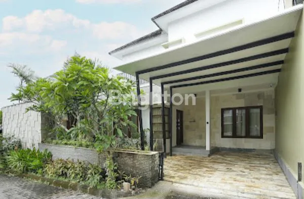 image VILLA 3 BR ONE GATE SISTEM BIG POOL GARDEN (3)