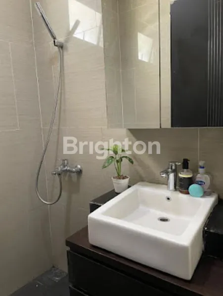 image RUMAH GOLDEN PARK 2 CISAUK FULLY FURNISHED CANTIK (7)