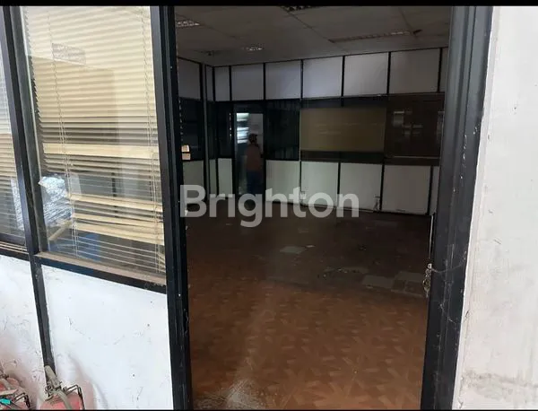 image PERGUDANGAN JL JELUPANG TANGERANG SELATAN (5)