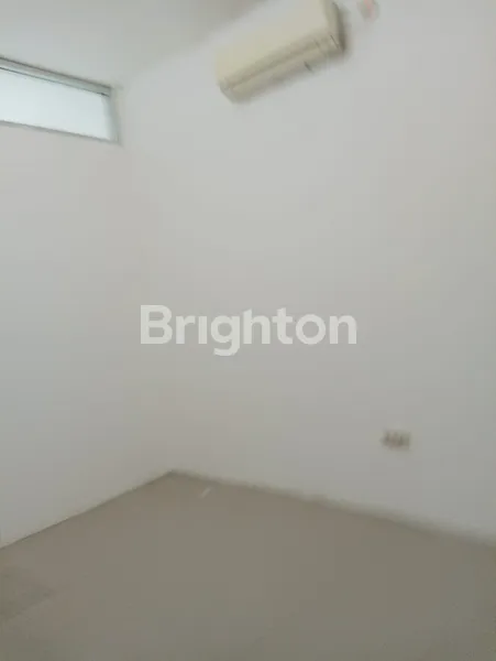 image RUKO 3 LANTAI DI JALAN BOGOWONTO SURABAYA (6)