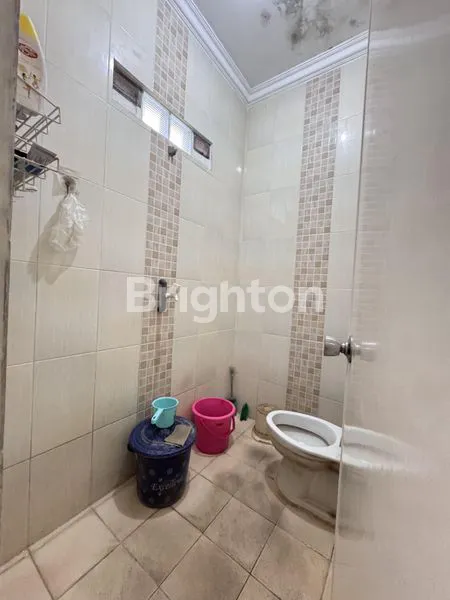 image RUMAH MEWAH 2 LANTAI STRATEGIS DEKAT BINUS DAN SILOAM KEBON JERUK (5)