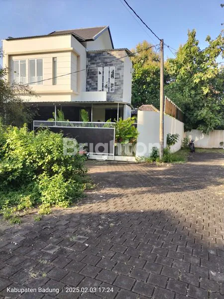 image VILLA CANTIK 2 LANTAI JIMBARAN VIEW GWK (1)