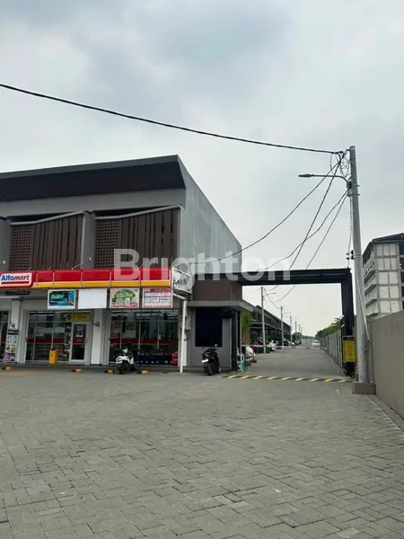 image DIJUAL RUMAH CENTRAL PARK MERR FULL FURNISH SIAP HUNI  (3)
