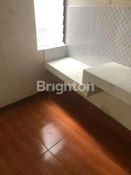 image RUMAH 1 LANTAI DI LOKASI SANGAT STRATEGIS (5)