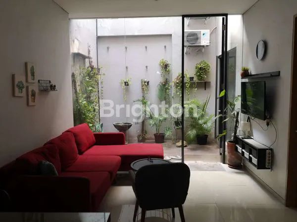 image PAKUWON CITY MINIMALIS 2LT SIAP HUNI TERAWAT MURAH BISA NEGO (2)