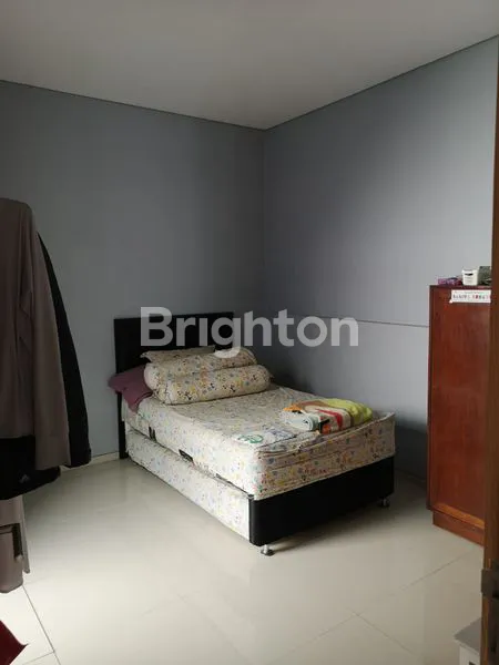 image PAKUWON CITY MINIMALIS 2LT SIAP HUNI TERAWAT MURAH BISA NEGO (8)