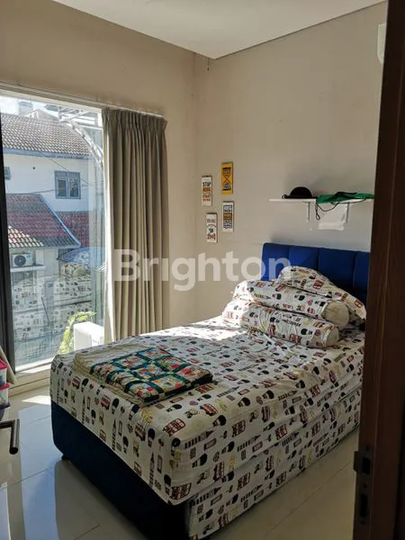 image PAKUWON CITY MINIMALIS 2LT SIAP HUNI TERAWAT MURAH BISA NEGO (5)