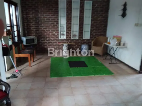 image RUMAH SEMAMPIR SURABAYA (3)