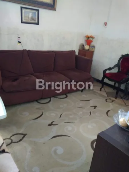 image RUMAH SEMAMPIR SURABAYA (4)