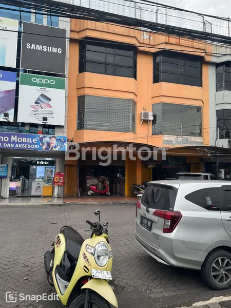 Gambar Property RUKO 3 LANTAI SIAP PAKAI DI TAMAN PONDOK INDAH WIYUNG LOKASI PINGGIR JALAN