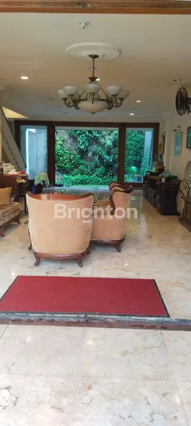 image RUMAH TINGKAT PINGGIR JALAN MENTENG BINTARO JAYA TANGERANG SELATAN (2)