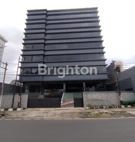 image GEDUNG BARU DI JAKARTA SELATAN DEKAT STASIUN MRT DAN TOL JORR (1)