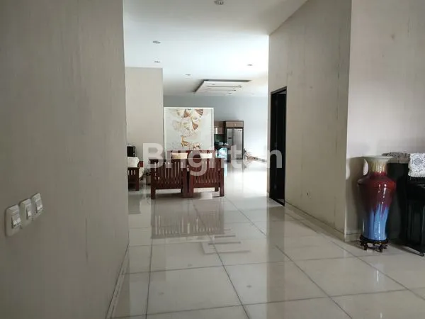 image RUMAH MEWAH SIAP HUNI SUTERA INTAN ALAM SUTERA  (2)