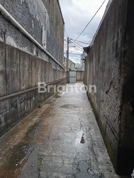 image JUAL WORKSHOP/GUDANG SIAP PAKAI, HRG 7,2JT/M2 LOKASI STRATEGIS PINGGIR JALAN RAYA (2)