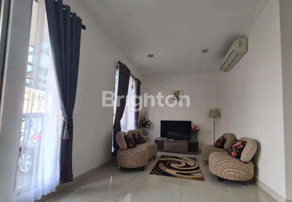 image RUMAH 2 LANTAI TERAWAT GOLF ISLAND TYPE PIANO PIK JAKARTA UTARA (2)