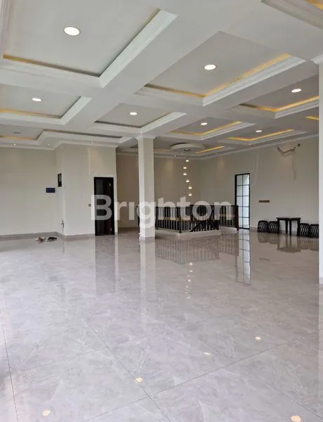 image RUMAH MEWAH SIAP HUNI TOMANG (7)