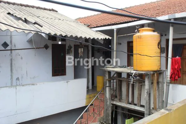 image RUMAH USAHA DI AREA KOMERSIAL WIYUNG (6)