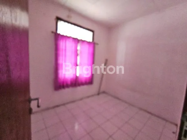 image RUMAH 1.5 LANTAI DI KEMANG PRATAMA BEKASI DEKAT KE JALAN TOL BEKASI BARAT (6)