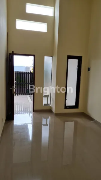 image RUMAH DE SAPPHIRE LOWOKWARU MALANG (2)