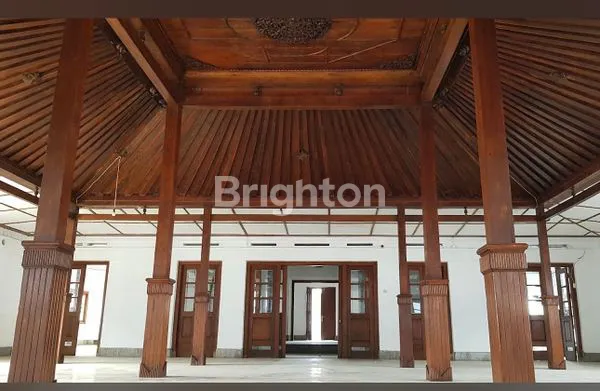 RUANG USAHA DI BAKI, MOJOLABAN! BANGUNAN JOGLO DAN TERAWAT! SIAP PAKAI!! ISTIMEWA