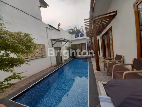 image RUMAH MEWAH + SWIMMING POOL (5)