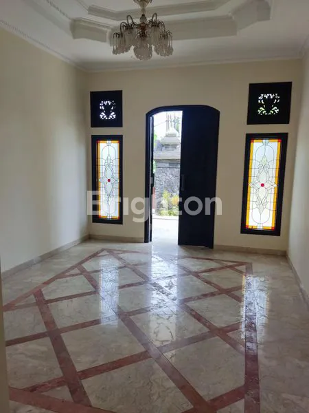 image HUNIAN MEWAH DI JALAN MOH. YAMIN RENON (8)