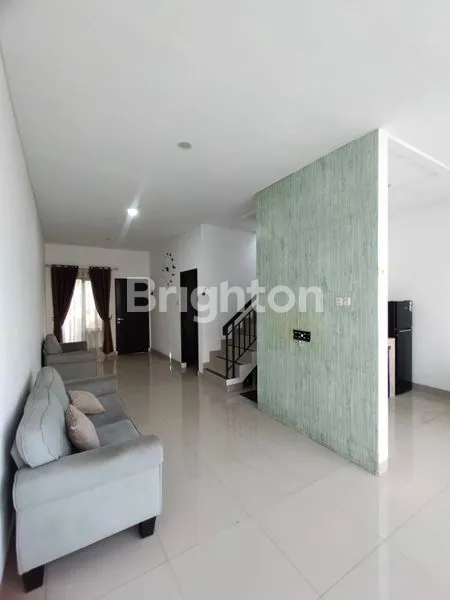 image RUMAH MINIMALIS 2 LANTAI KOTA SUTRA BLOSSOMVILLE (2)