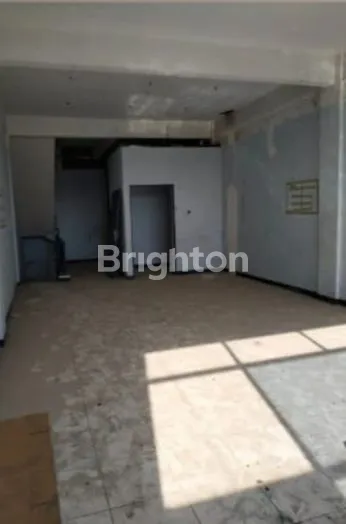 image RUKO 3 LANTAI NOL JALAN RUNGKUT KOMPLEKS RUKO LOKASI STRATEGIS JUAL/SEWA (8)