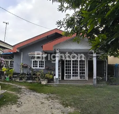 image RUMAH BULATAN ADA KOS KOSAN KIOS DAN KOLAM IKAN DAERAH STRATEGIS (1)