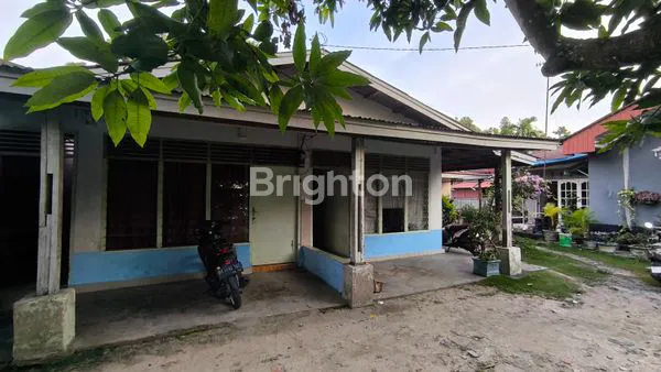 image RUMAH BULATAN ADA KOS KOSAN KIOS DAN KOLAM IKAN DAERAH STRATEGIS (5)