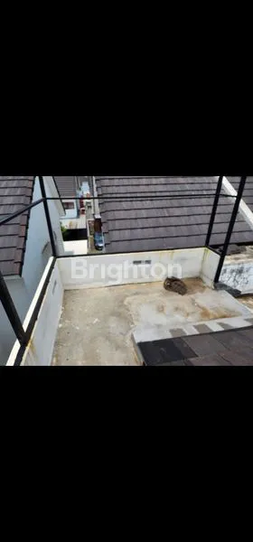 image RUMAH CLUSTER 2 LANTAI DI PERUMAHAN VIDA CLUSTER BOTANICA PEDURENAN - MUSTIKA JAYA KOTA BEKASI (7)