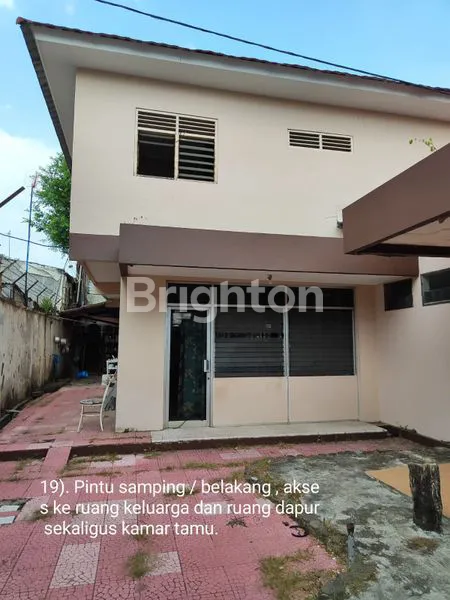 image DIJUAL RUMAH 2,5 LANTAI KRAMAT SENTIONG JAKARTA PUSAT (6)
