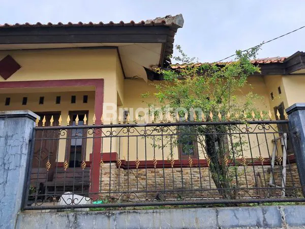 image DI JUAL RUMAH (1)