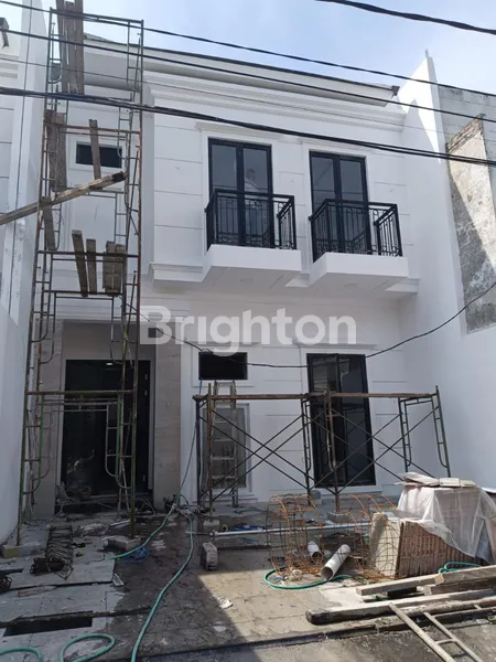 image RUMAH TINGGAL ON PROGRESS BARU GRESS MEWAH  AMERICAN STYLE SIAP HUNI 2 LT MODERN MINIMALIS DI SUTOREJO TIMUR SURABAYA TIMUR DEKAT MERR, GALAXY MALL, UNAIR, ITS (3)