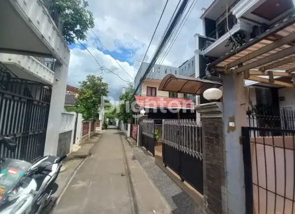 image RUMAH DUREN TIGA PANCORAN JAKSEL 3 LANTAI MEWAH BAGUS SIAP HUNI (7)