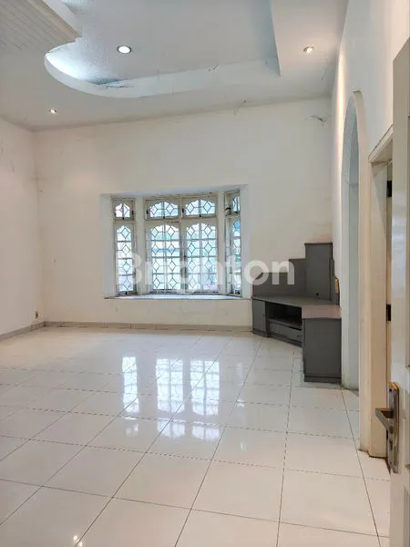 image RUMAH TASBI 1, SETIABUDI BLOK DEPAN ( ± 700 METER DARI GATE UTAMA & COMMERCIAL AREA ) (6)