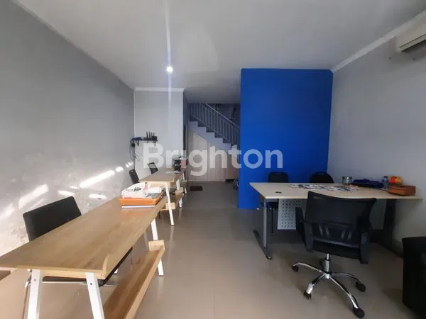 image RUKO 2 LANTAI DI RENON SIAP PAKAI UNTUK USAHA (6)