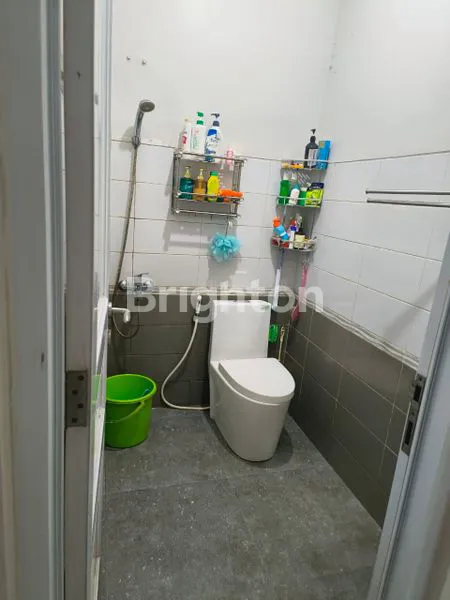 image RUMAH MINIMALIS ESTETIK 2 LANTAI SAKURA REGENCY 3 (5)