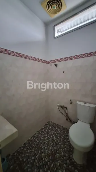 image RUMAH JELAMBAR 3 LANTAI SIAP HUNI (5)