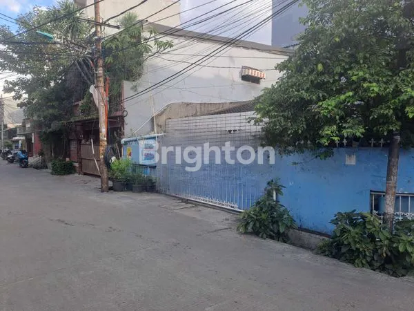 image RUMAH TUA PADEMANGAN (1)