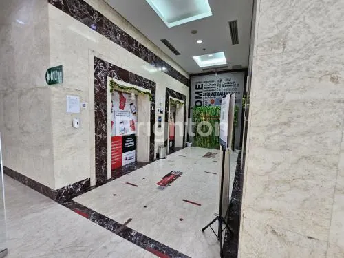 image GEDUNG PERKANTORAN BISNIS 9 LANTAI SUDIRMAN (2)