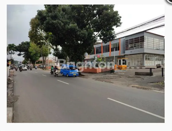 KIOS BANYAK DIJUAL DI CILENDEK